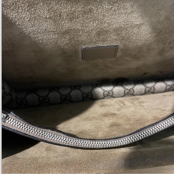 GUCCI Dionysus Shoulder Bag - Picture 3 of 4